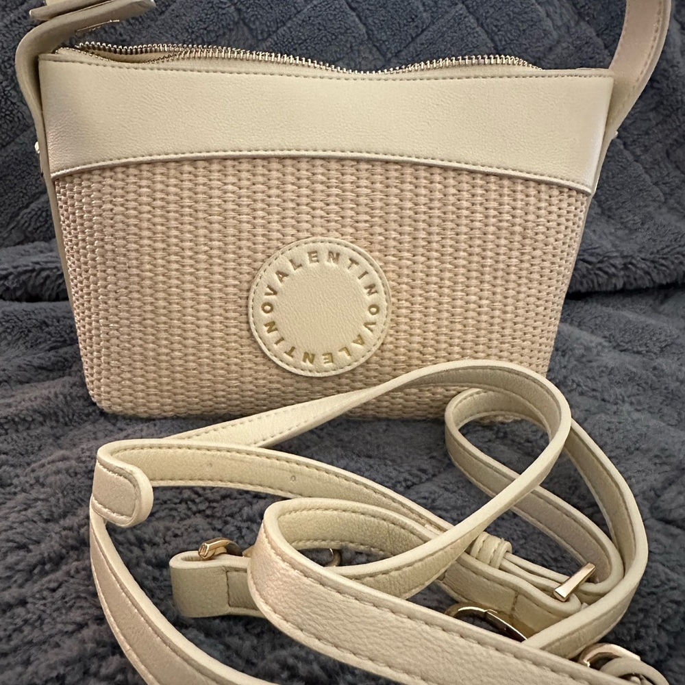 Valentino by Mario Beige Woven Shoulder Bag - Picture 4 of 5